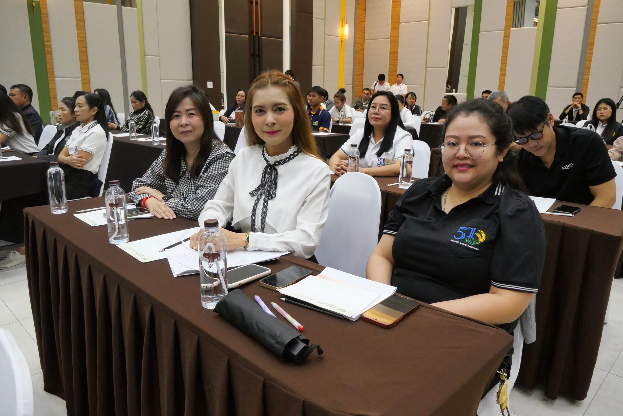 title - รองเลขาธิการ ส.ป.ก. ปิดโครงการสัมมนาฯ เดินหน้ายกระดับงานจัดที่ดิน-กองทุนฯ มุ่งเป้าขับเคลื่อนการดำเนินงานปี 2570